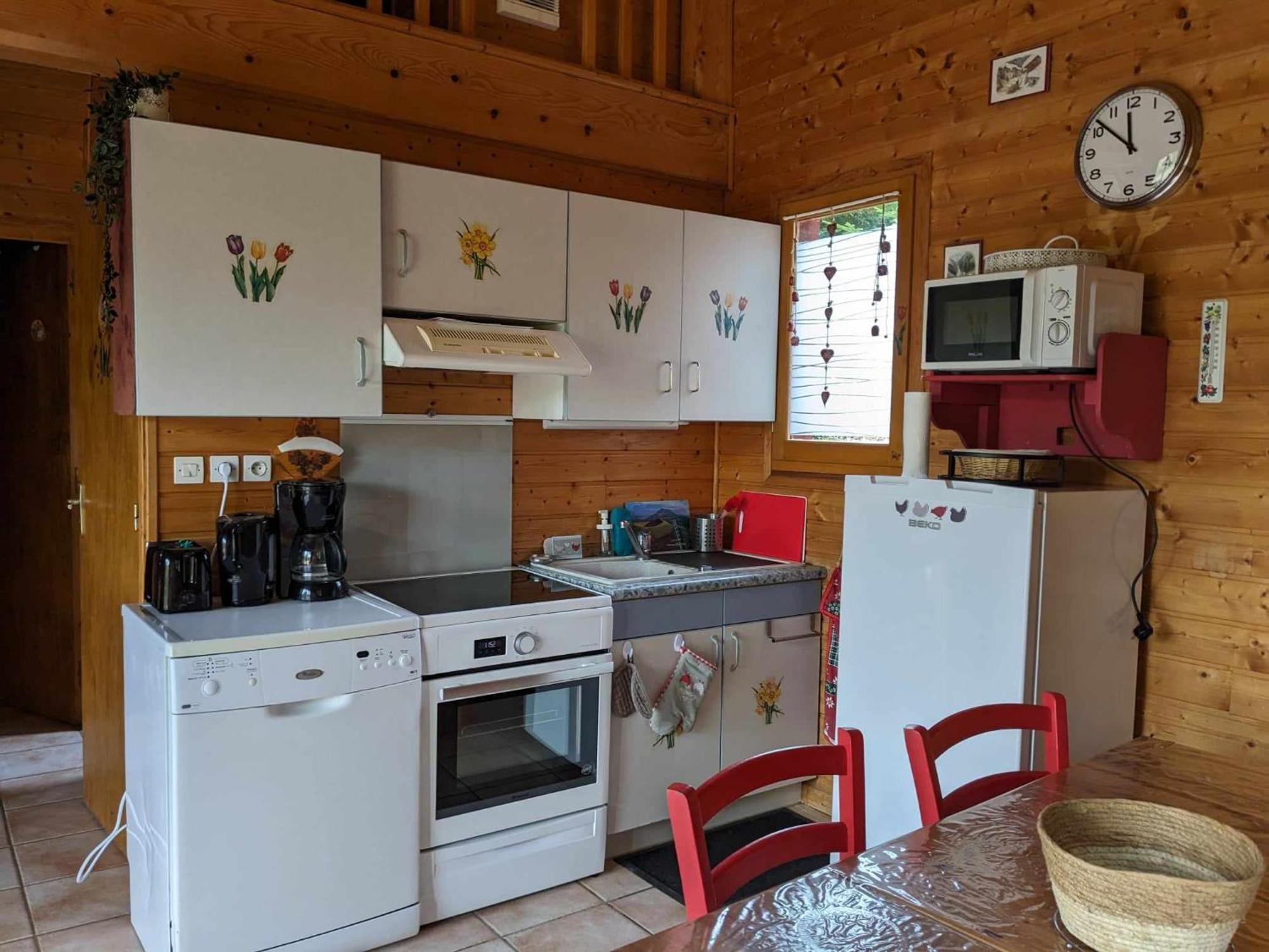 Les Chalets De La Vigne Grande Saint-Floret Exterior photo